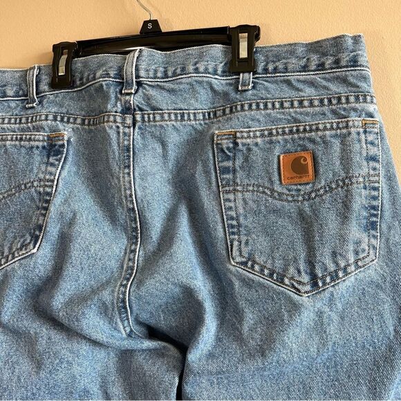 ✨ Carhartt Men’s Traditional Fit Jeans 42x32 - Picture 7 of 9